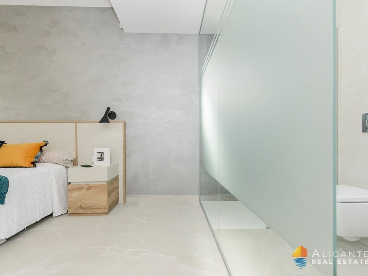 3 bedroom Villa for sale in San Miguel de Salinas with pool garage - € 415,000 (Ref: 9806209)