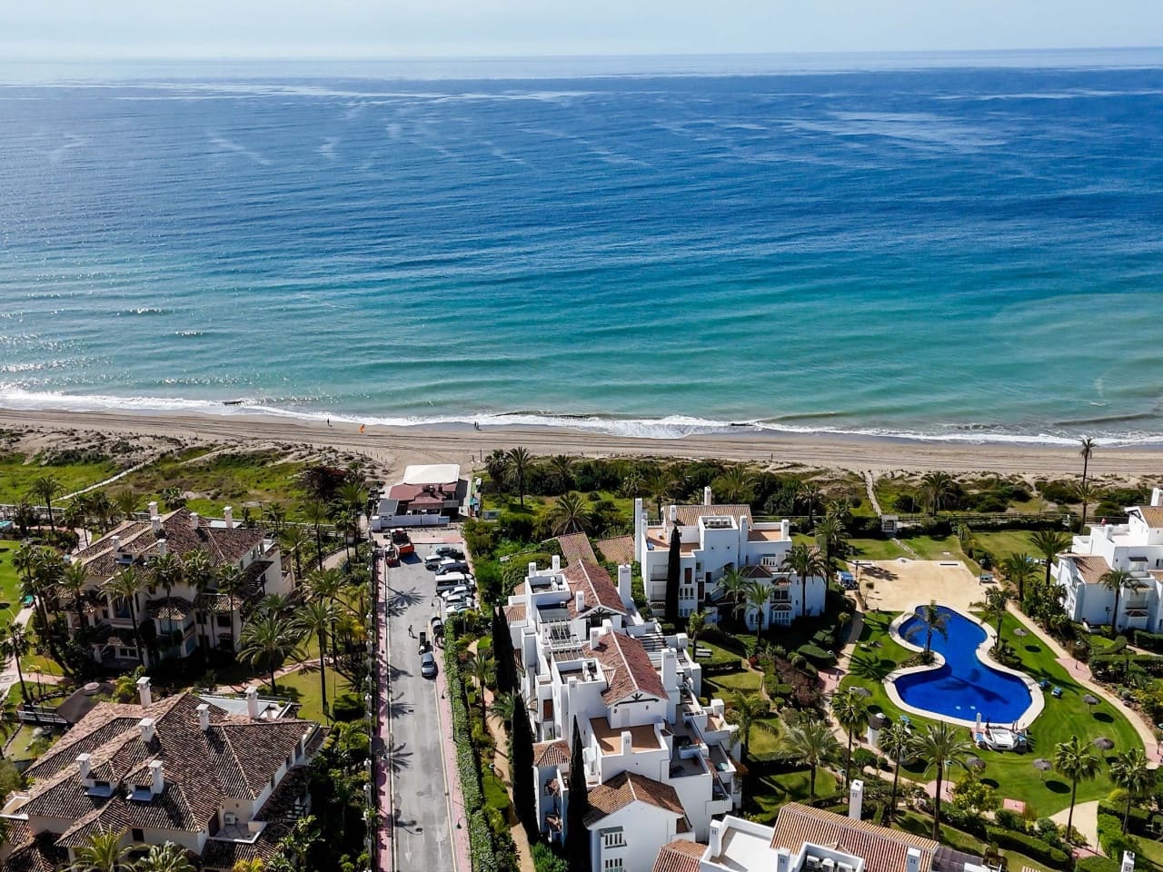 2 makuuhuone Huoneisto myytävänä paikassa Marbella mukana uima-altaan 
autotalli - 1 750 000 € (Ref: 9806744)