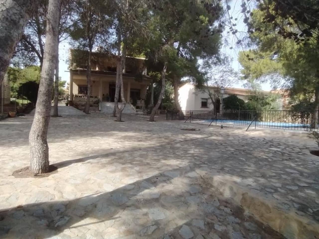 6 slaapkamer Villa te koop in Los Balcones met zwembad garage - € 550.000 (Ref: 9809393)