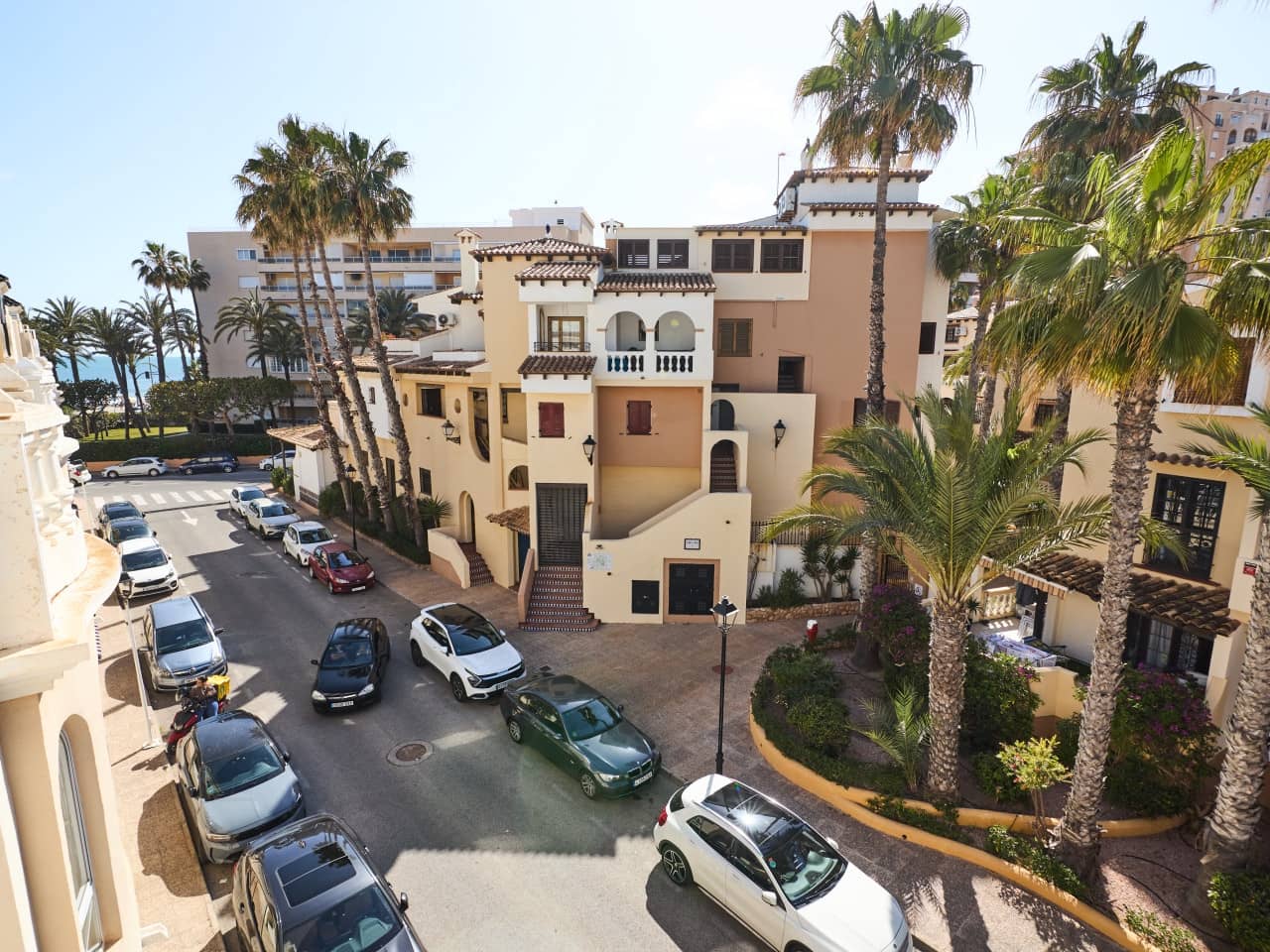 2 sovrum Lägenhet till salu i Torrevieja med pool garage - 222 260 € (Ref: 9809394)