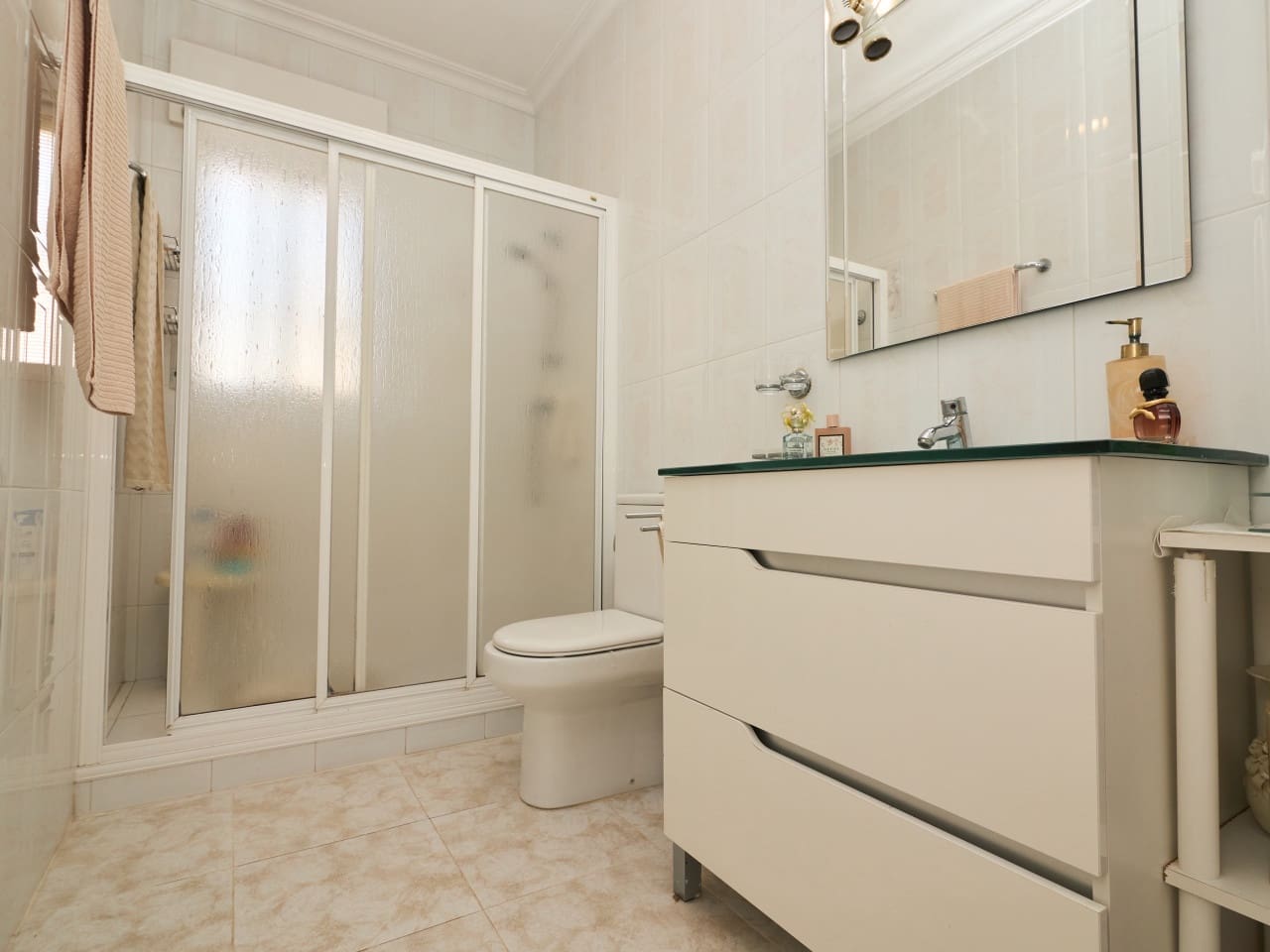 4 slaapkamer Villa te koop in Ciudad Quesada met zwembad garage - € 744.000 (Ref: 9813447)