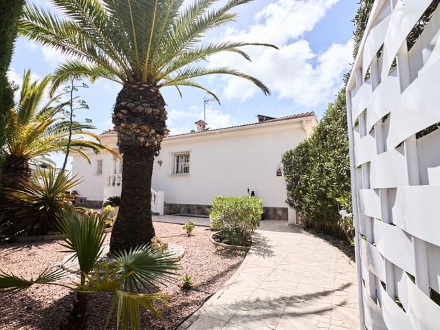 4 slaapkamer Villa te koop in Ciudad Quesada, Rojales met zwembad garage - € 744.000 (Ref: 9813447)