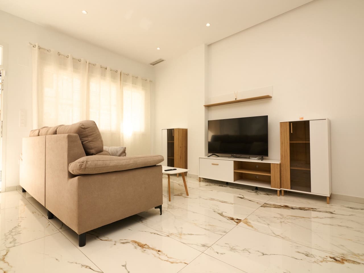 2 soverom Leilighet til salgs i Torrevieja - € 189 000 (Ref: 9830421)