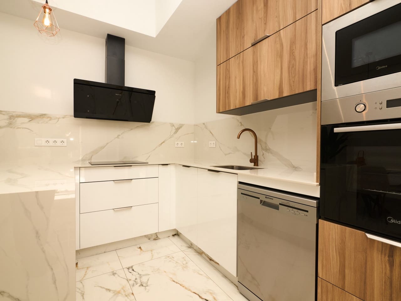 2 soverom Leilighet til salgs i Torrevieja - € 189 000 (Ref: 9830421)
