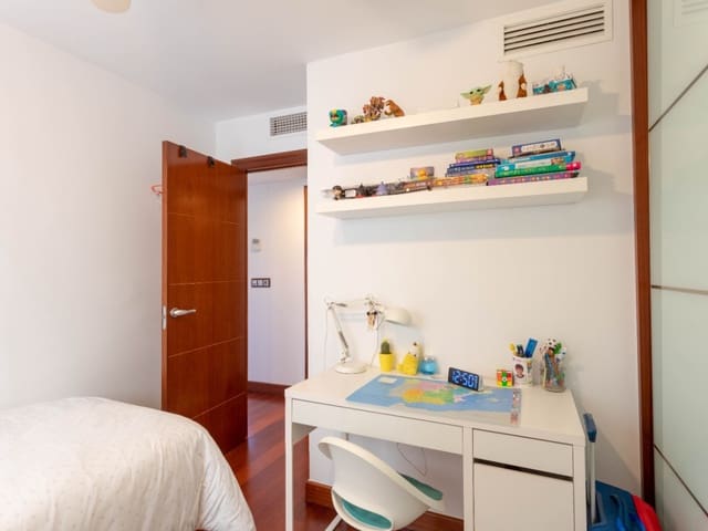 3 camera da letto Appartamento in vendita in Casco Antiguo - Sant Cruz - Ayuntamiento, Alicante città - 429.000 € (Rif: 9834802)