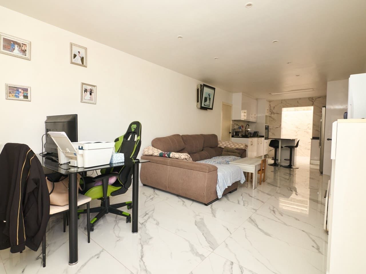 3 bedroom Villa for sale in Torrevieja with pool - € 169,000 (Ref: 9838387)
