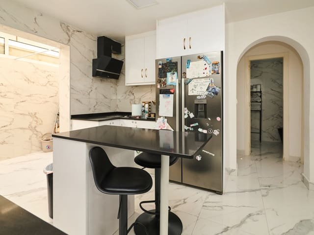 3 chambre Villa/Maison à vendre à El Chaparral - La Siesta - La Torreta, Torrevieja avec piscine - 169 000 € (Ref: 9838387)