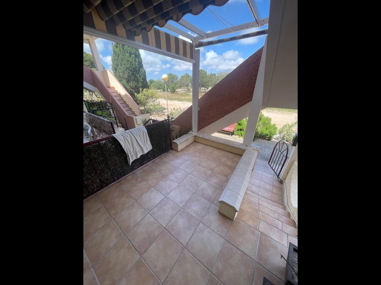 1 soveværelse Villa til salg i Guardamar del Segura med swimmingpool garage - € 119.000 (Ref: 9844626)