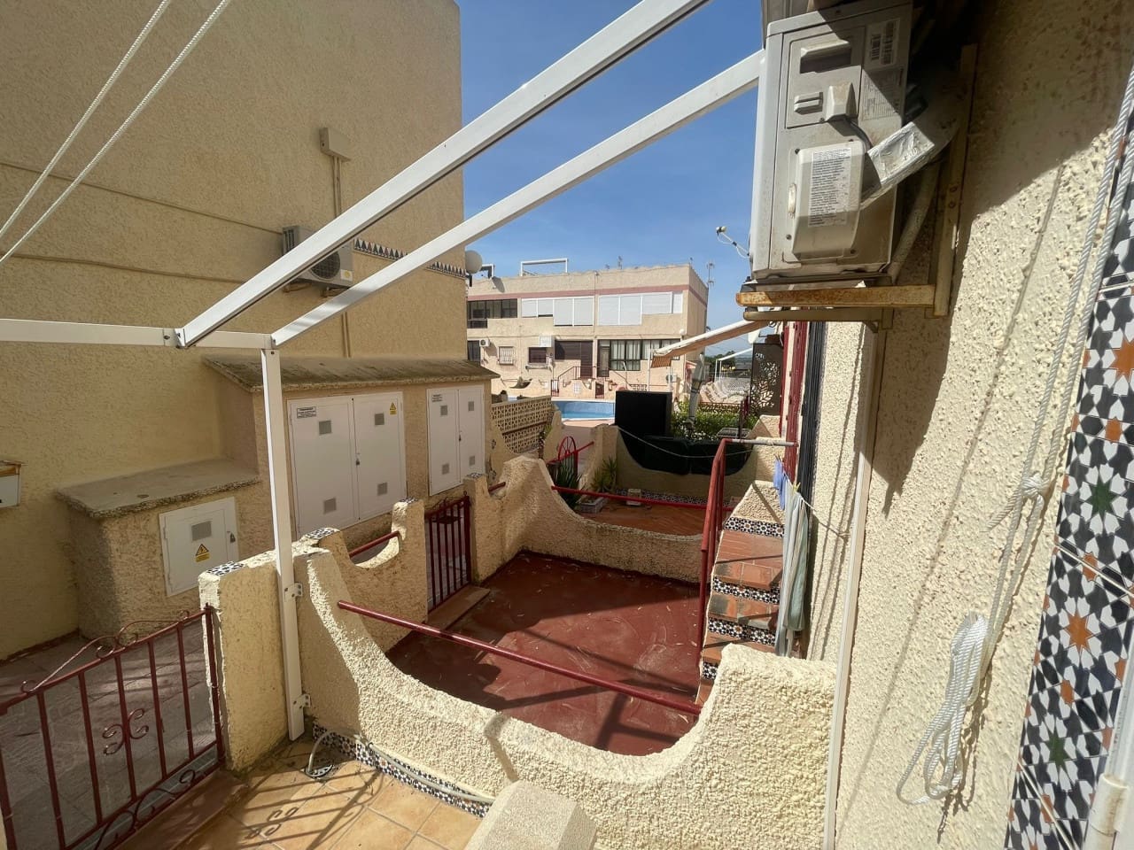 1 soveværelse Villa til salg i Guardamar del Segura med swimmingpool garage - € 119.000 (Ref: 9844626)