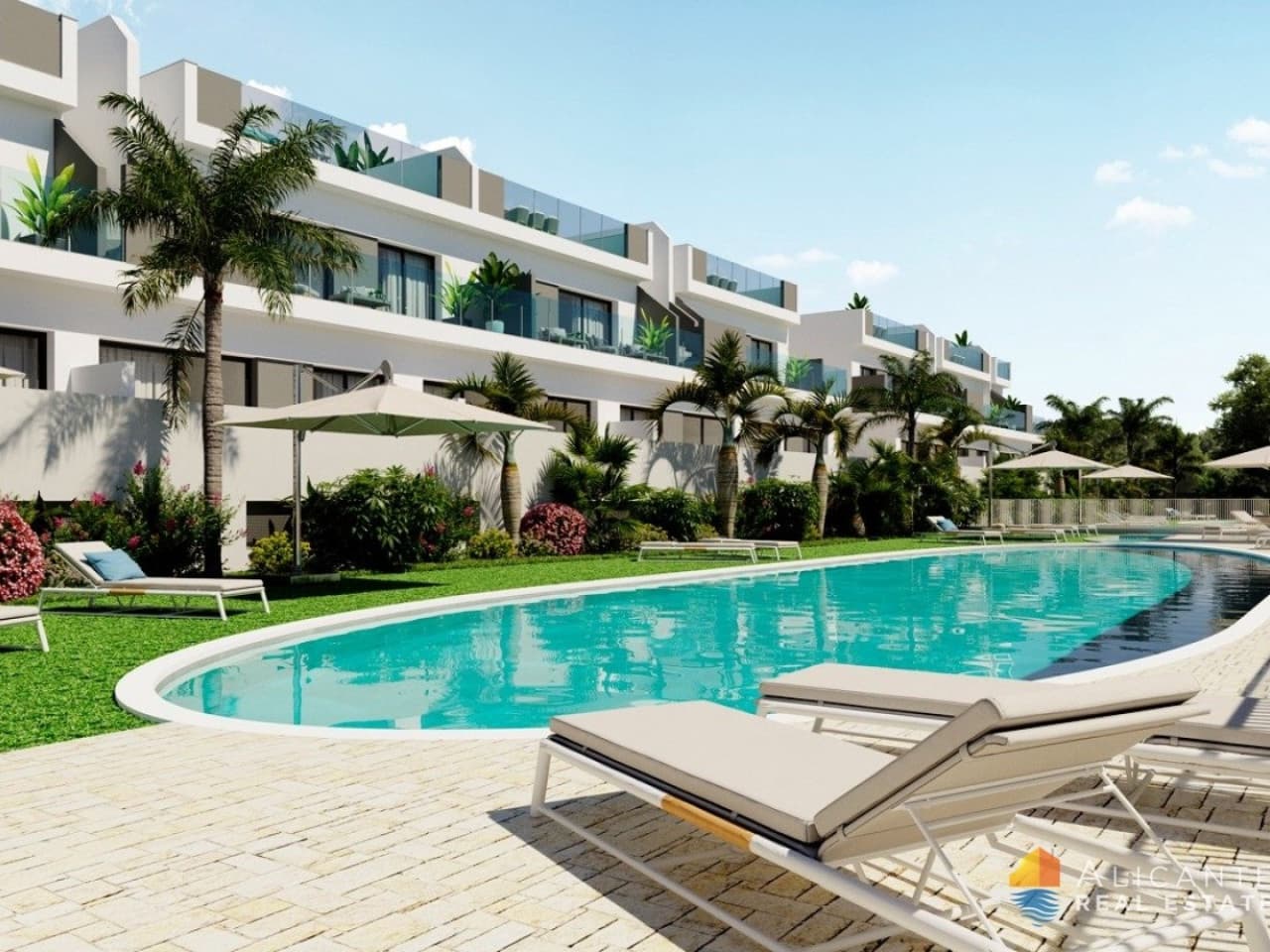 3 slaapkamer Villa te koop in Torrevieja met zwembad garage - € 539.000 (Ref: 9864743)