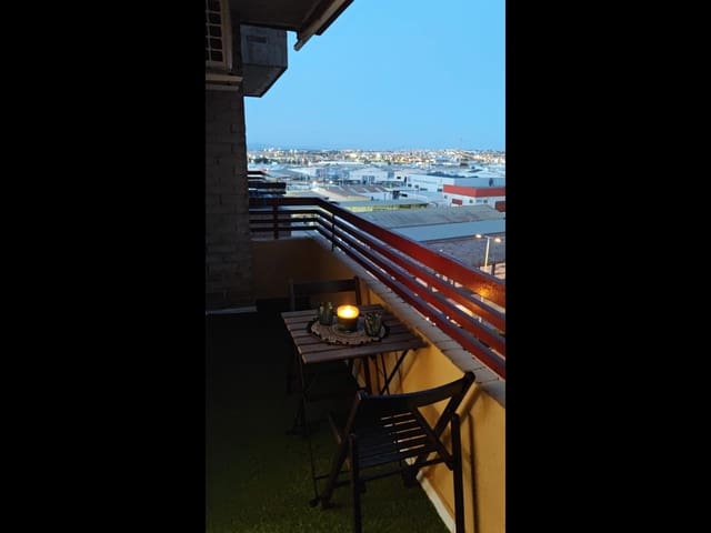 Apartamento para venda em El Molino, Torrevieja com piscina - 90 000 € (Ref: 9866245)