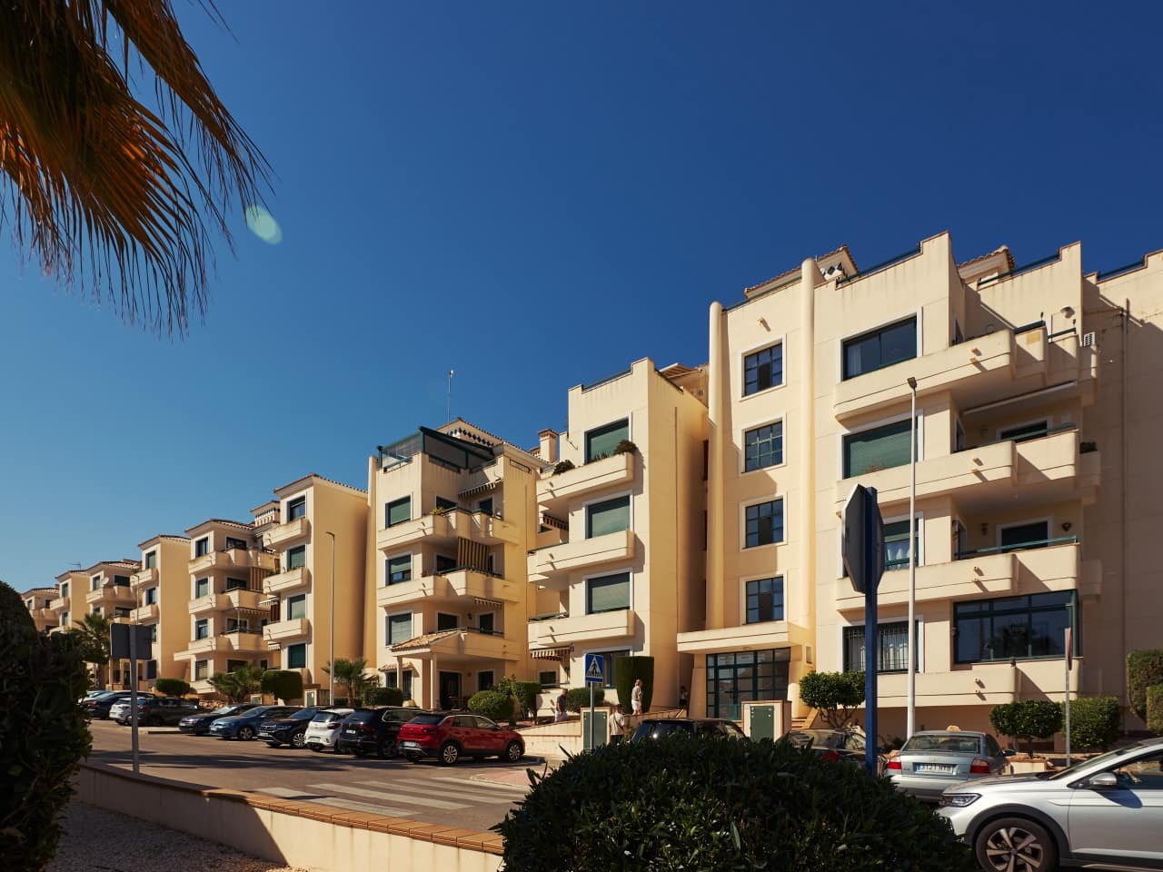 2 bedroom Apartment for sale in Villamartin with pool - € 220,000 (Ref: 9872099)