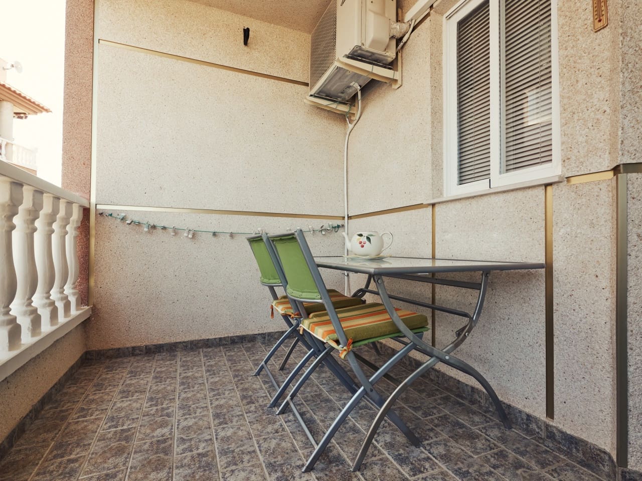 2 soverom Leilighet til salgs i Torrevieja med svømmebasseng - € 168 000 (Ref: 9879870)