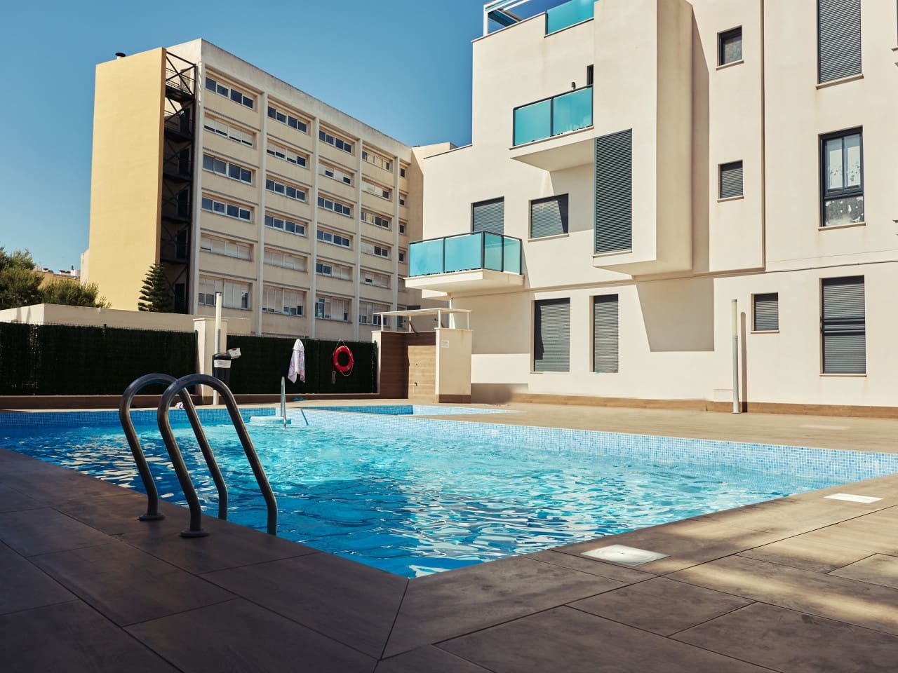 2 makuuhuone Huoneisto myytävänä paikassa Torrevieja mukana uima-altaan - 185 000 € (Ref: 9891151)