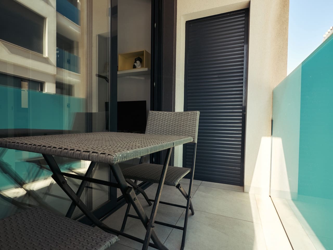 2 makuuhuone Huoneisto myytävänä paikassa Torrevieja mukana uima-altaan - 185 000 € (Ref: 9891151)