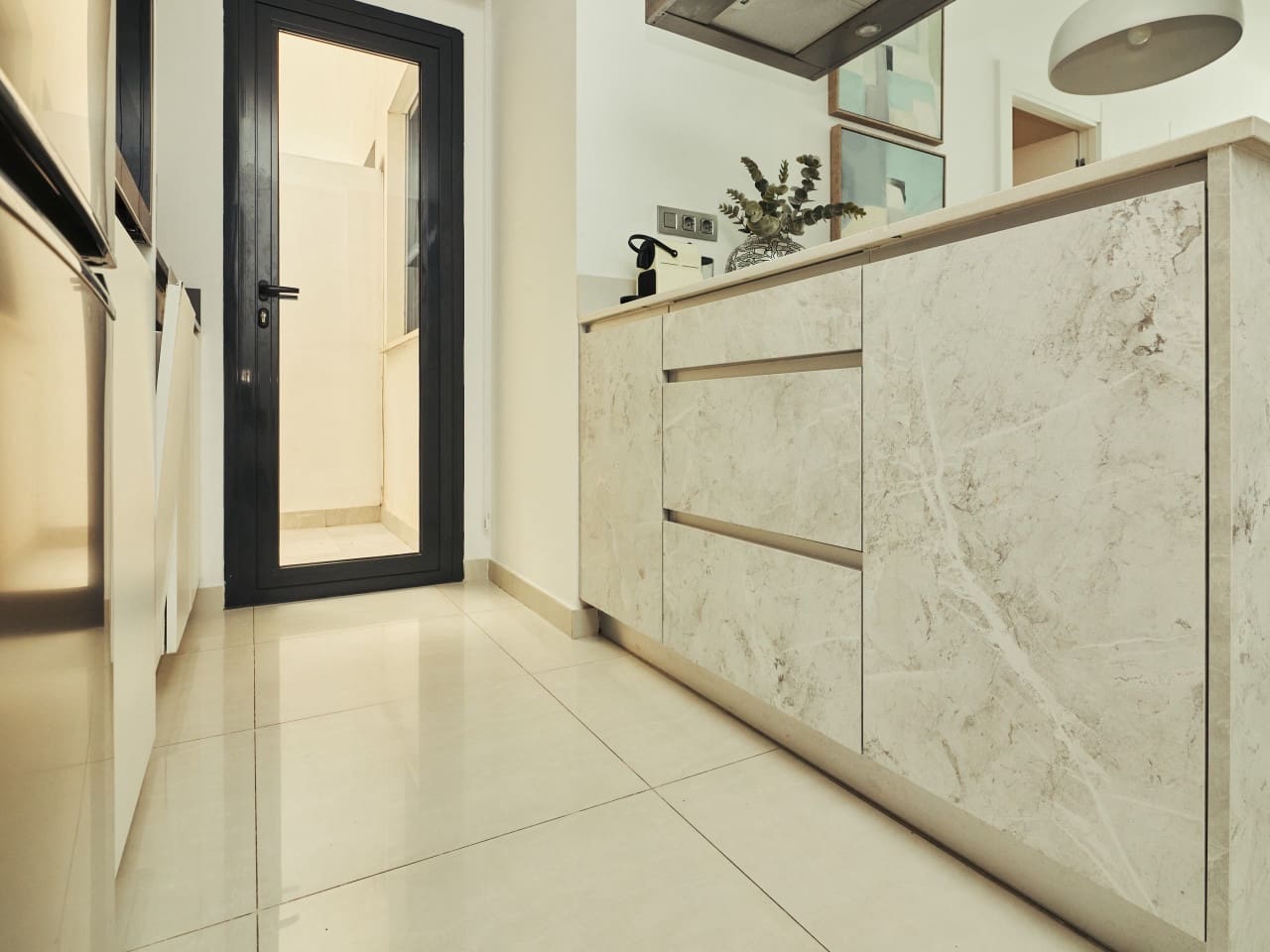 2 makuuhuone Huoneisto myytävänä paikassa Torrevieja mukana uima-altaan - 185 000 € (Ref: 9891151)