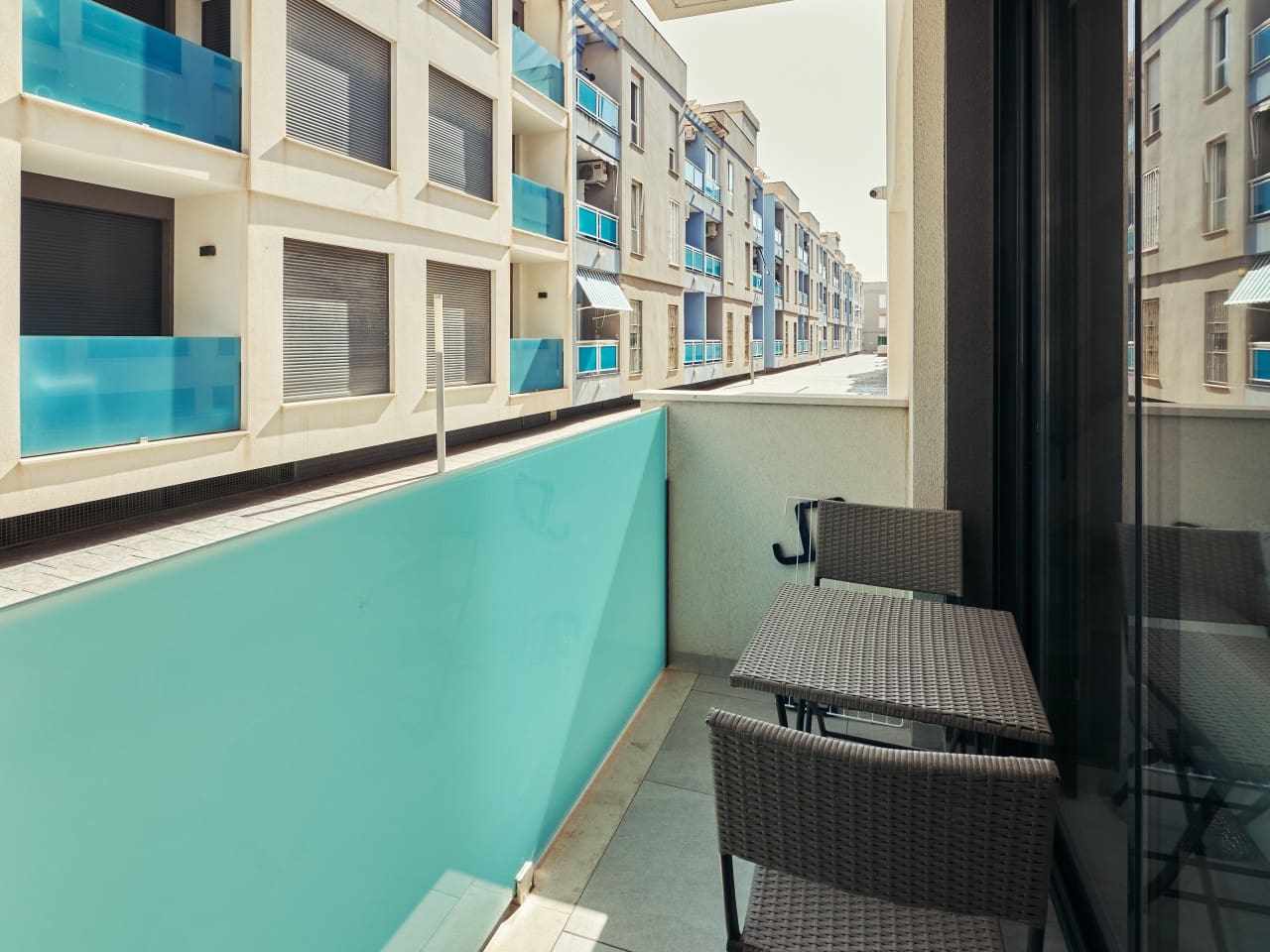 2 makuuhuone Huoneisto myytävänä paikassa Torrevieja mukana uima-altaan - 185 000 € (Ref: 9891151)