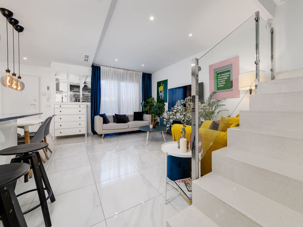3 Zimmer Haus zu verkaufen in Filipinas mit Pool Garage - 324.900 € (Ref: 9893203)