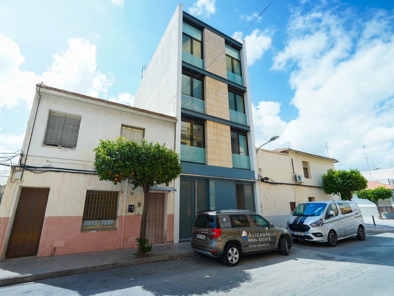 Casa de 3 habitaciones en Almoradí en venta - 515.000 € (Ref: 9898461)