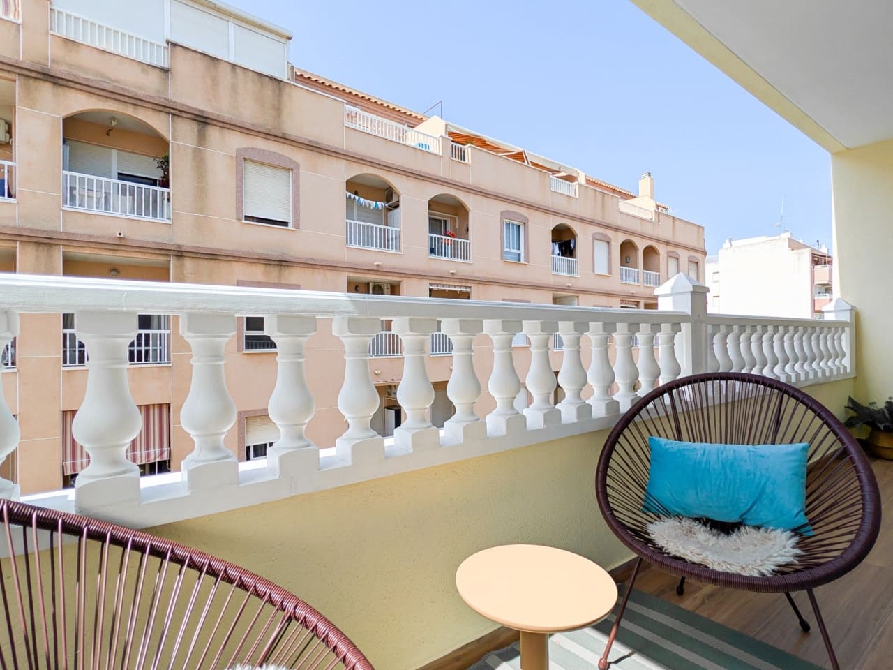 2 slaapkamer Appartement te koop in Torrevieja - € 188.800 (Ref: 9908266)