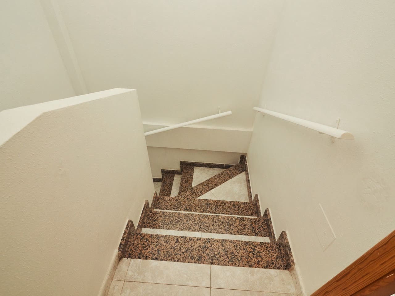 2 slaapkamer Huis te koop in Torrevieja met zwembad - € 185.000 (Ref: 9921072)
