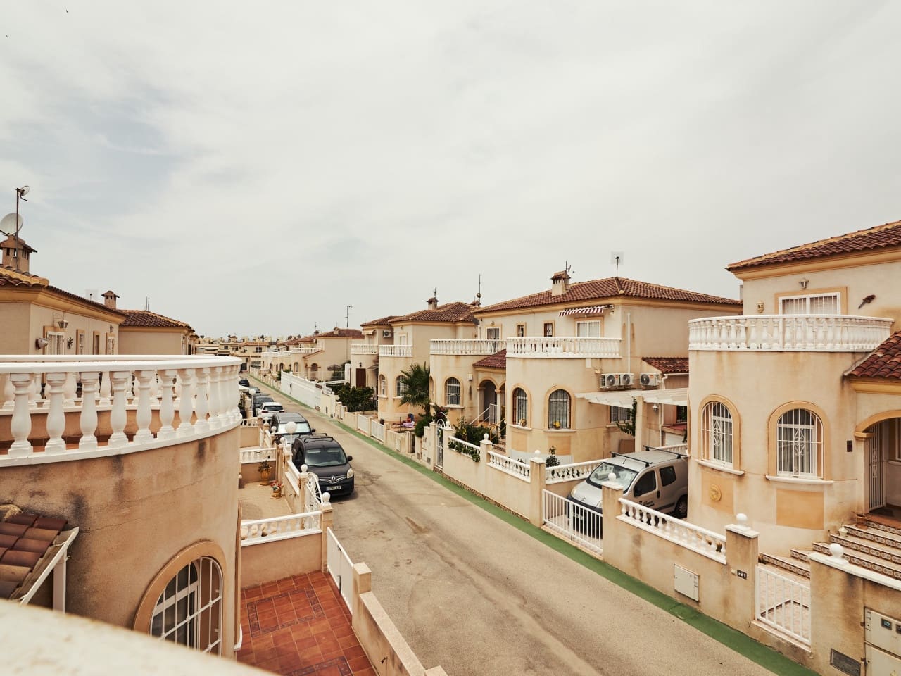2 slaapkamer Huis te koop in Torrevieja met zwembad - € 185.000 (Ref: 9921072)