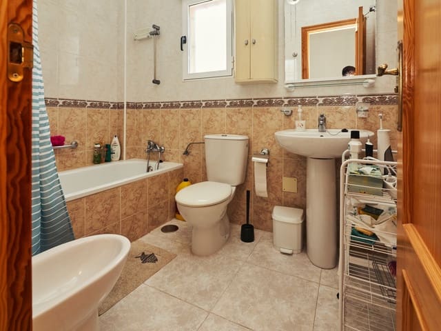 2 slaapkamer Huis te koop in Parque Acuático - Sector 25, Torrevieja met zwembad - € 185.000 (Ref: 9921072)