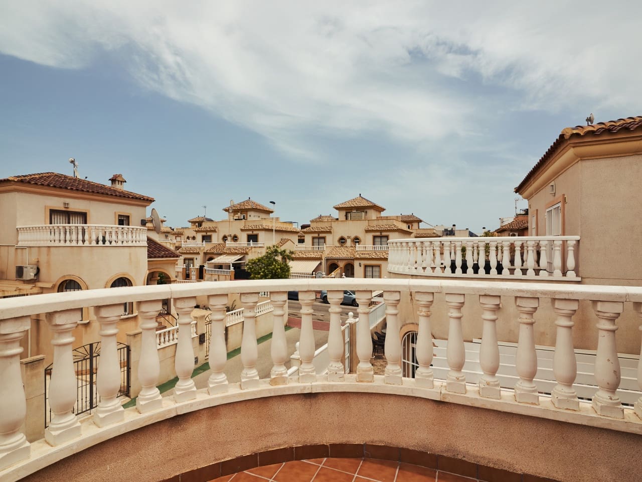 2 slaapkamer Huis te koop in Torrevieja met zwembad - € 185.000 (Ref: 9921072)