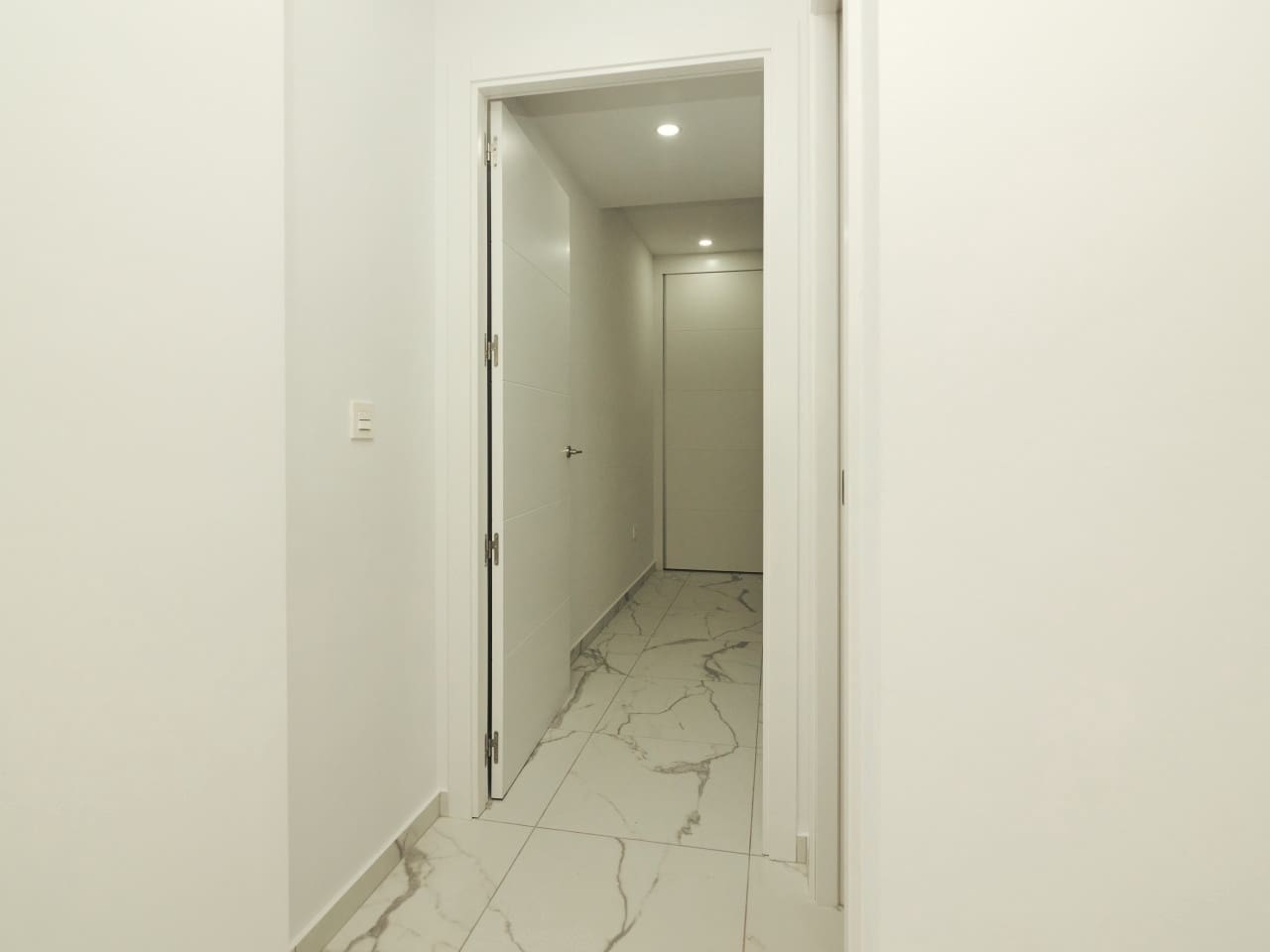 2 bedroom Apartment for sale in Torrevieja with pool garage - € 326,900 (Ref: 9930031)