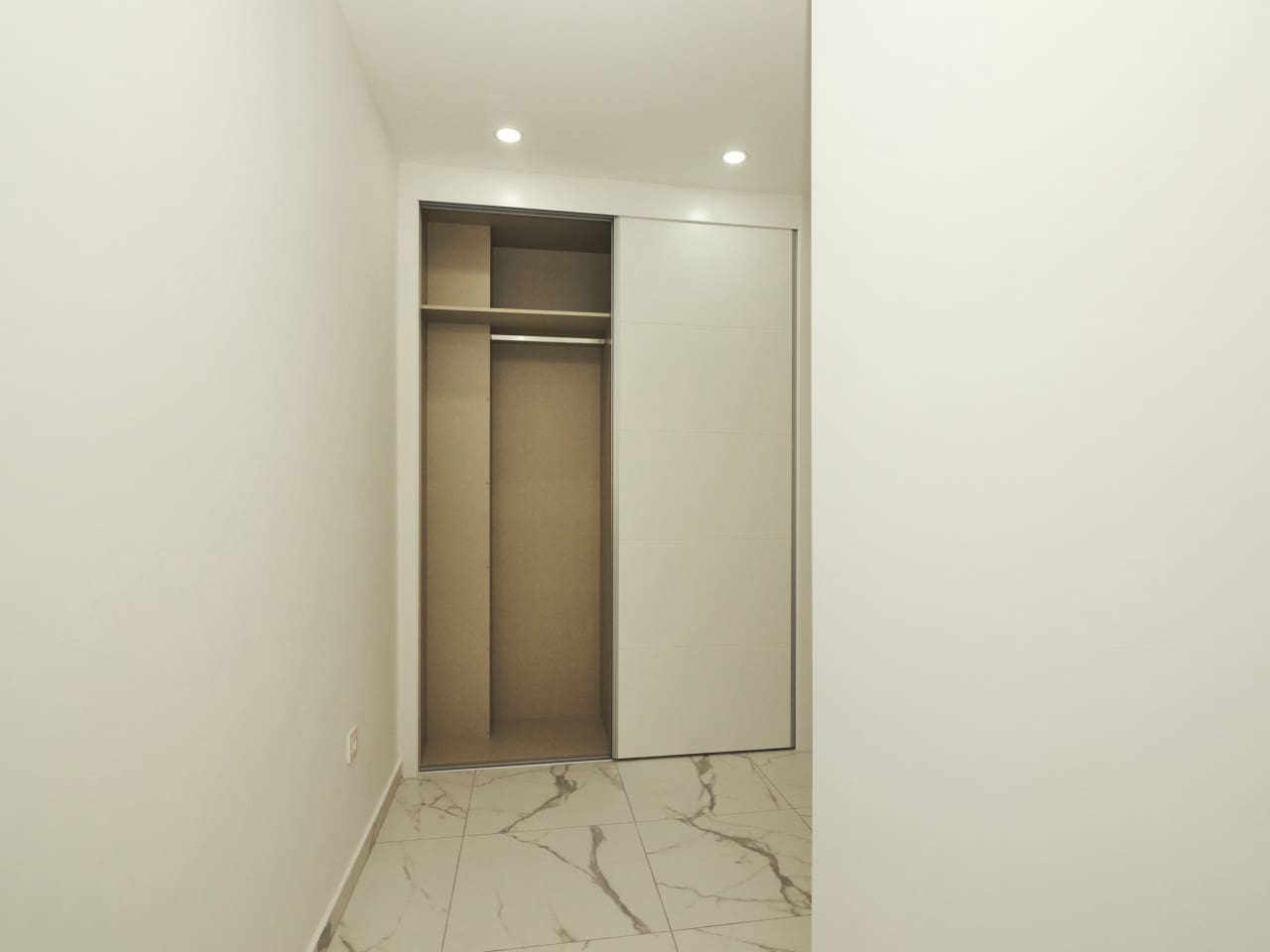 2 bedroom Apartment for sale in Torrevieja with pool garage - € 326,900 (Ref: 9930031)