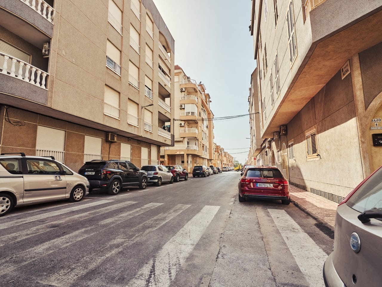 Apartamento de 2 habitaciones en Torrevieja en venta - 118.500 € (Ref: 9930032)