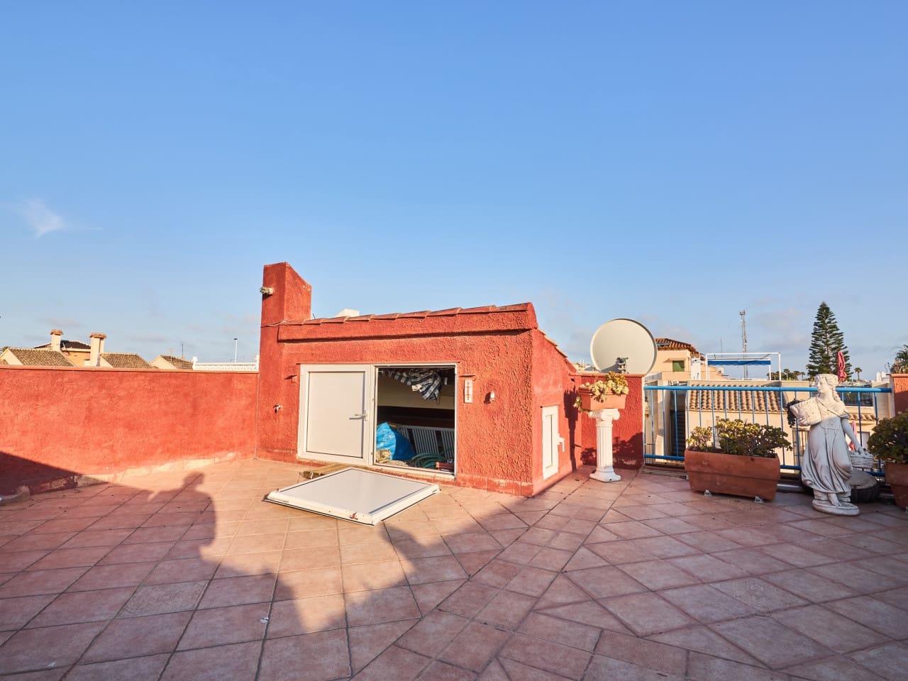 2 soverom Villa til salgs i El Chaparral med svømmebasseng garasje - € 115 000 (Ref: 9941187)