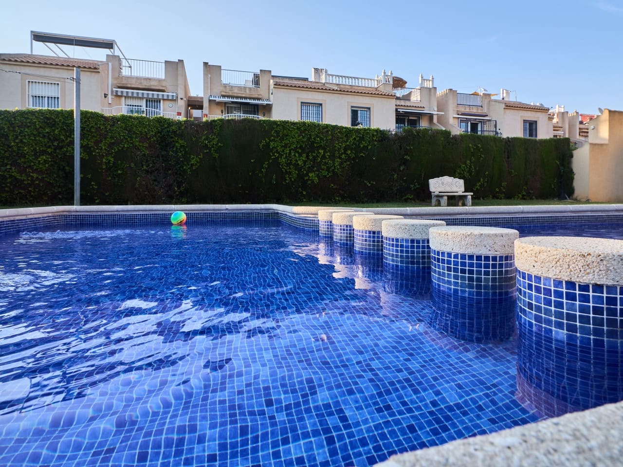 2 soverom Villa til salgs i El Chaparral med svømmebasseng garasje - € 115 000 (Ref: 9941187)