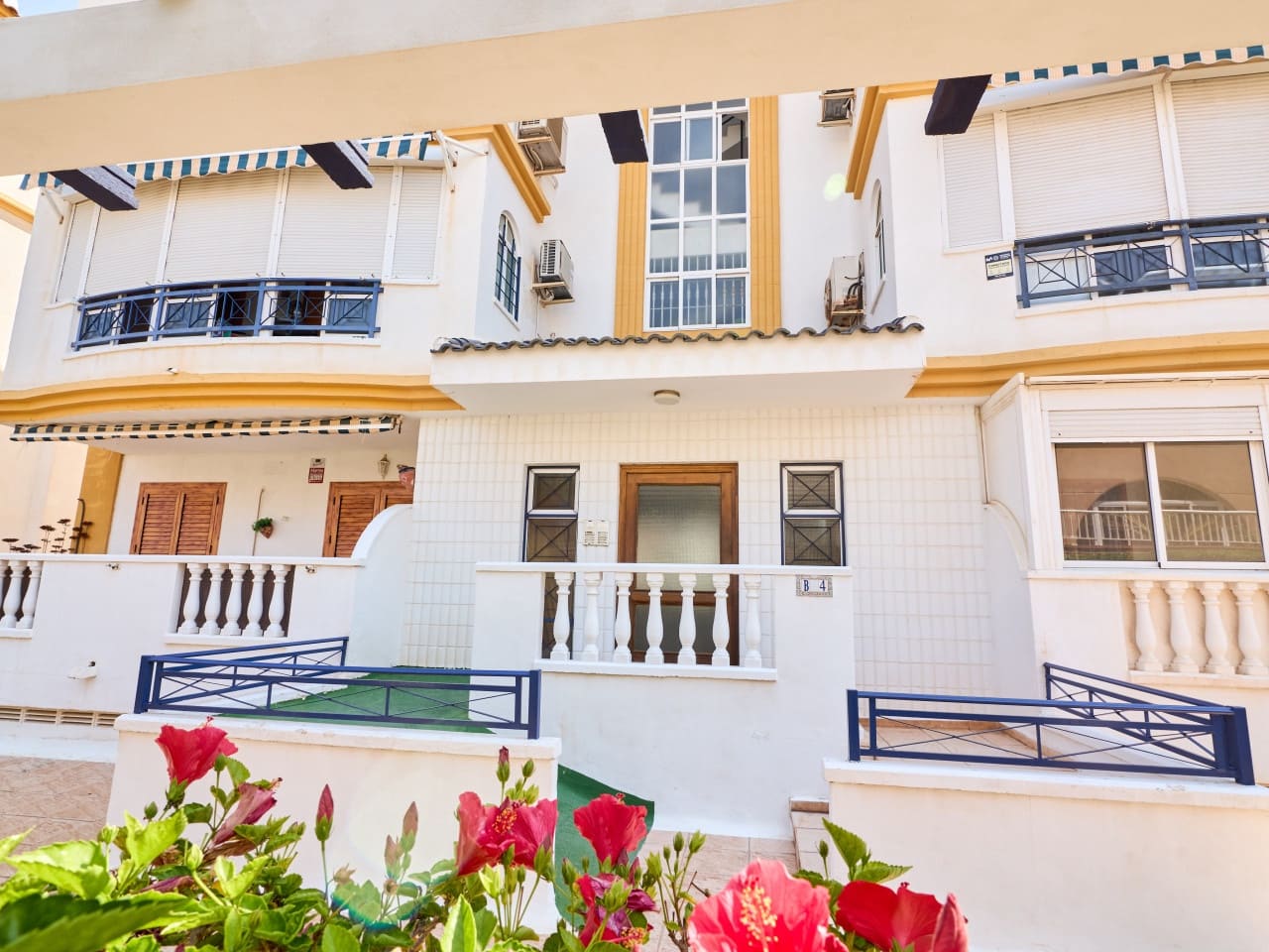 1 soveværelse Lejlighed til salg i Torrevieja med swimmingpool garage - € 159.900 (Ref: 9941188)