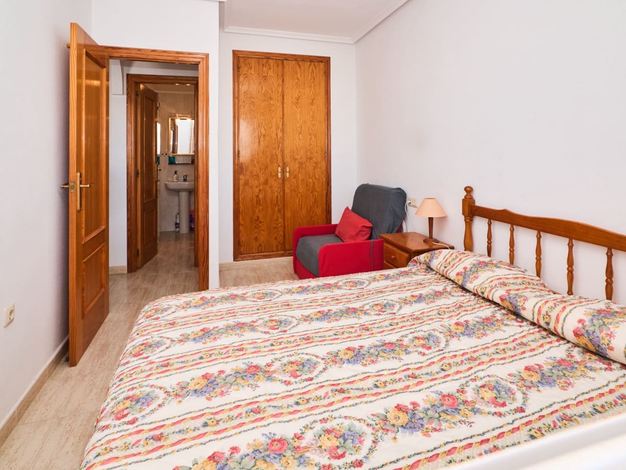 1 soveværelse Lejlighed til salg i Torrevieja med swimmingpool garage - € 159.900 (Ref: 9941188)