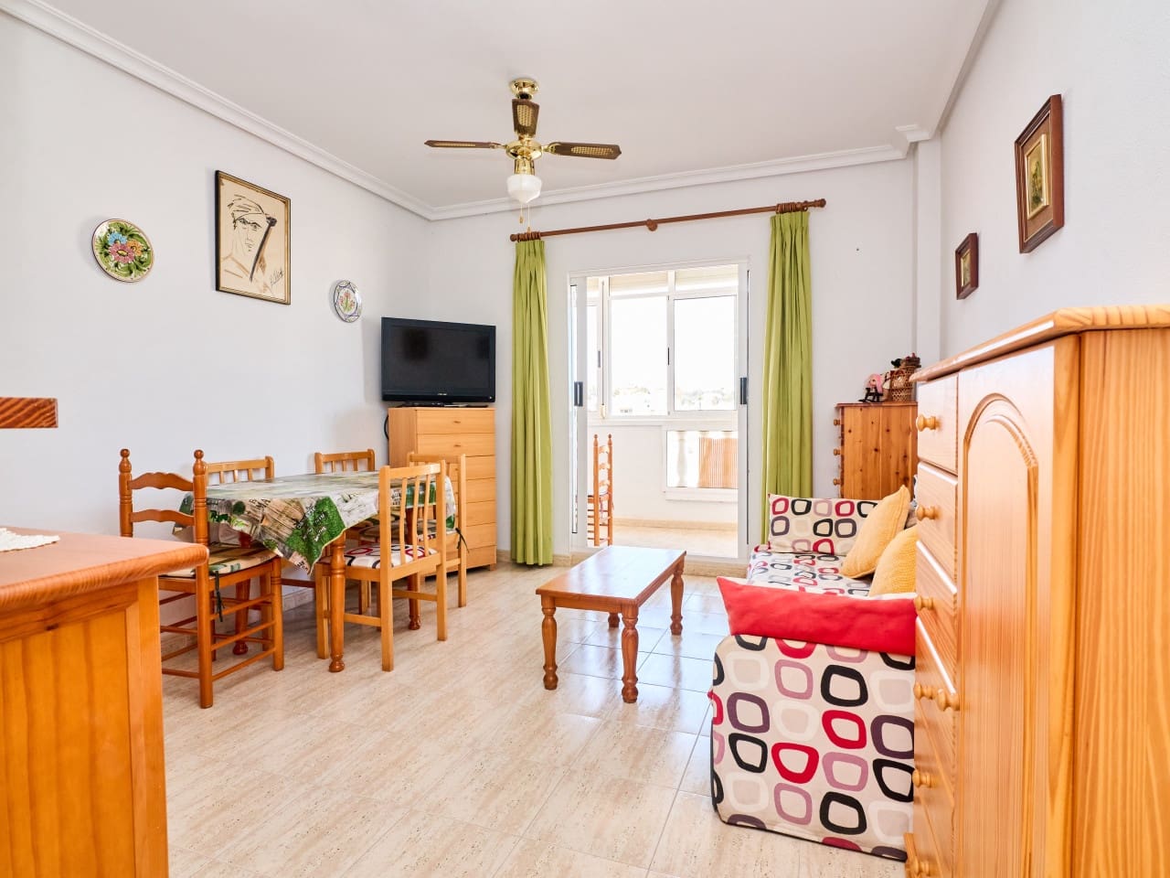 1 soveværelse Lejlighed til salg i Torrevieja med swimmingpool garage - € 159.900 (Ref: 9941188)