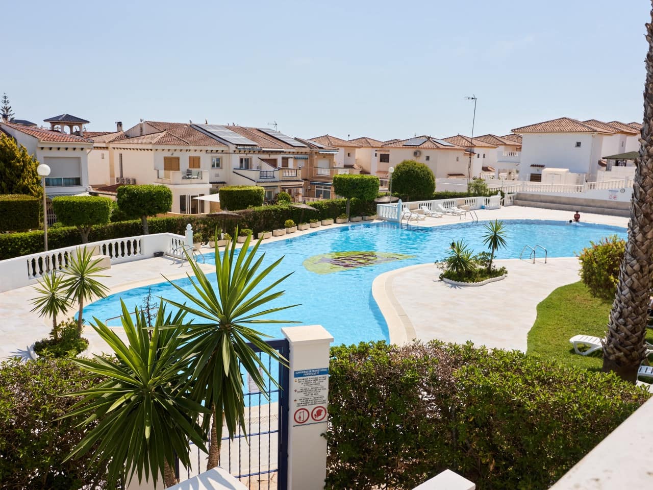 1 soveværelse Lejlighed til salg i Torrevieja med swimmingpool garage - € 159.900 (Ref: 9941188)