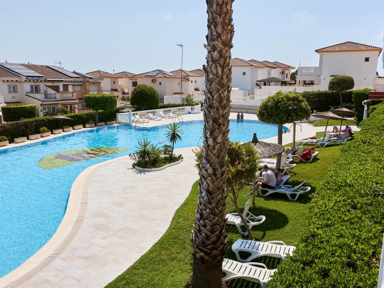 1 soveværelse Lejlighed til salg i Torrevieja med swimmingpool garage - € 159.900 (Ref: 9941188)
