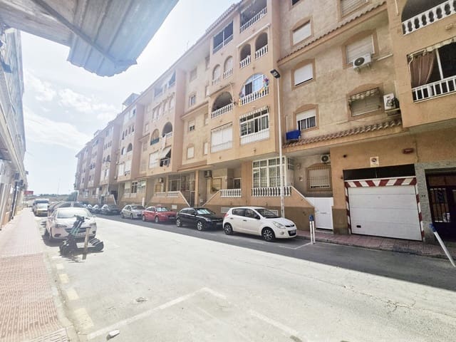 Garage til salg i Parque de las Naciones, Torrevieja - € 19.900 (Ref: 9941189)