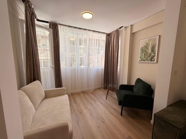 2 quarto Apartamento para venda em Avenida Habaneras - Curva de Palangre, Torrevieja - 230 000 € (Ref: 9944923)