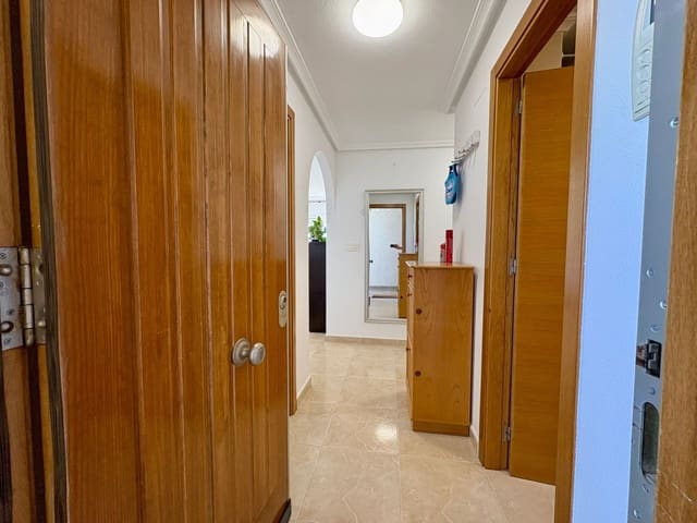 2 chambre Appartement à vendre à Puerto Deportivo, Guardamar del Segura avec piscine - 189 900 € (Ref: 9948904)