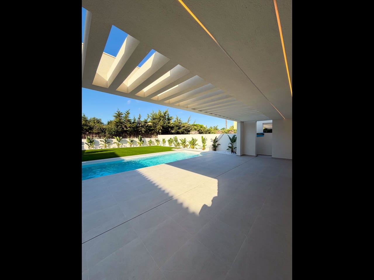 4 soverom Villa til salgs i Los Balcones med svømmebasseng garasje - € 895 000 (Ref: 9948905)