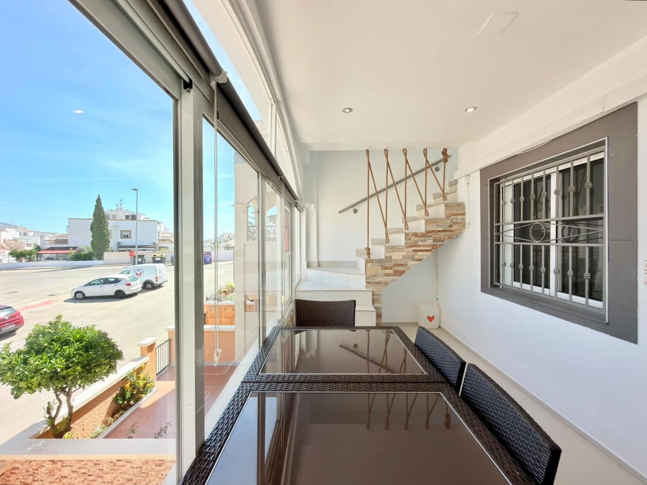 2 soveværelse Villa til salg i Orihuela Costa med swimmingpool - € 178.000 (Ref: 9952828)