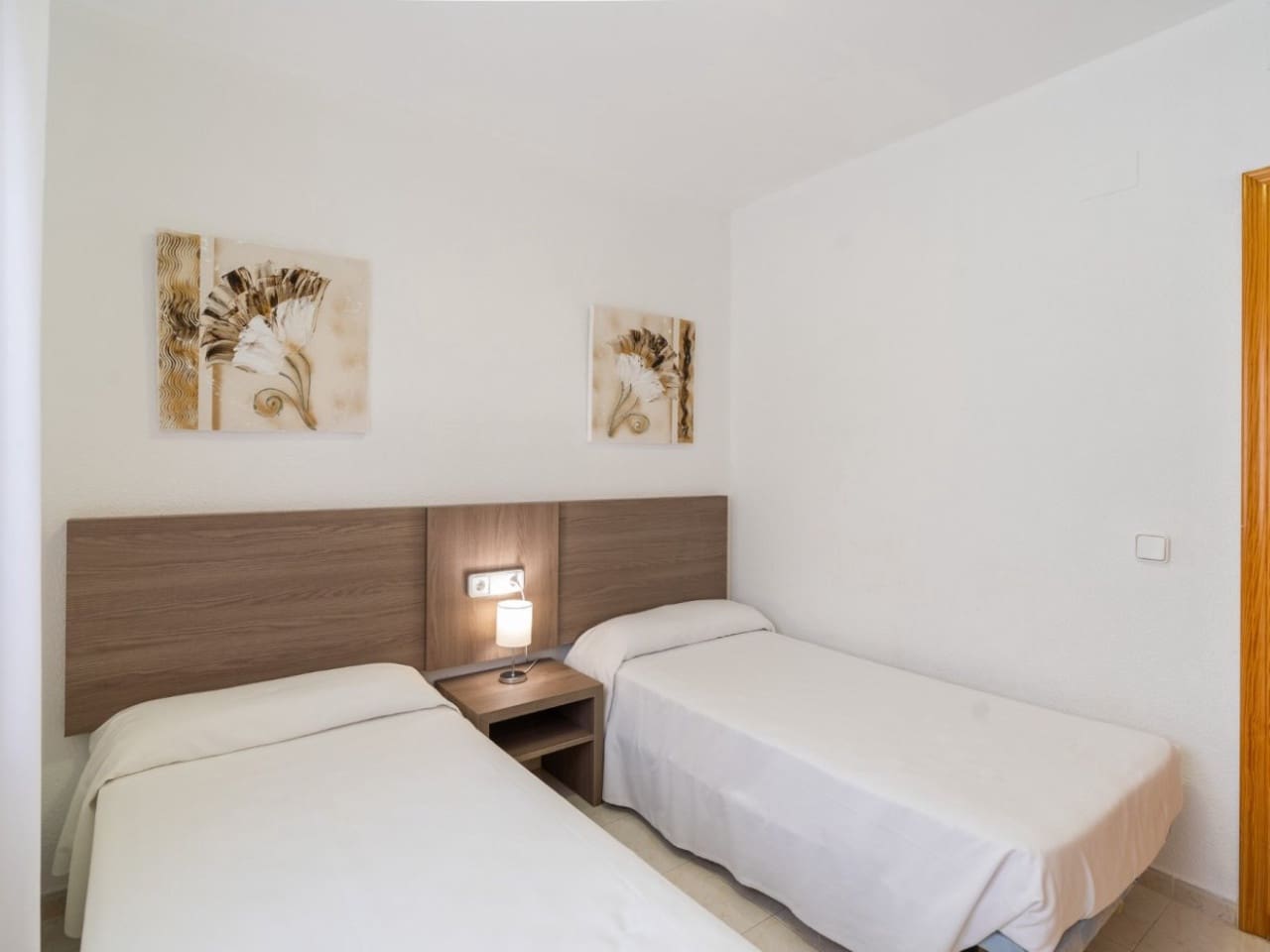 2 slaapkamer Villa te koop in Calpe / Calp met zwembad garage - € 240.000 (Ref: 9953810)