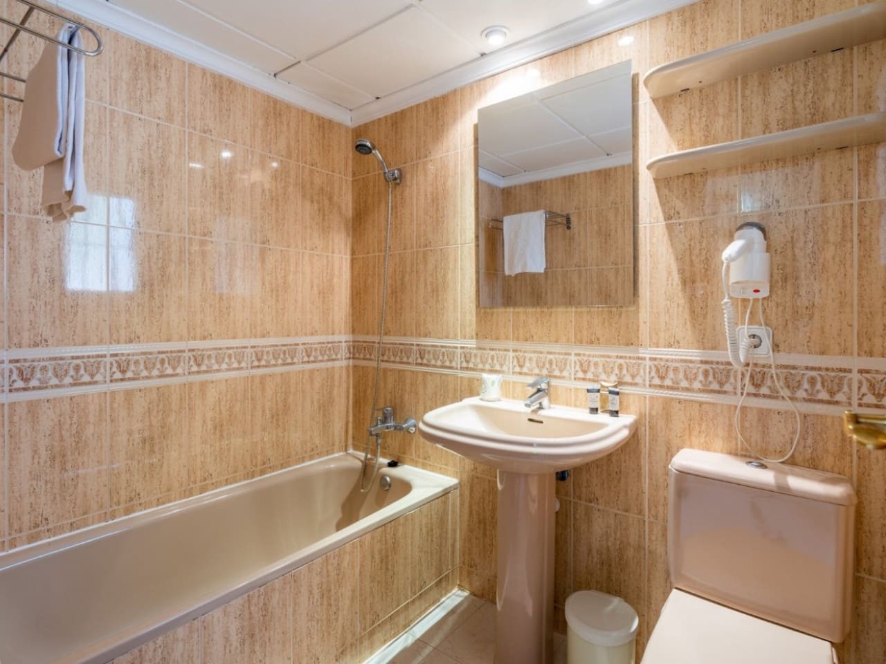 2 slaapkamer Villa te koop in Calpe / Calp met zwembad garage - € 240.000 (Ref: 9953810)