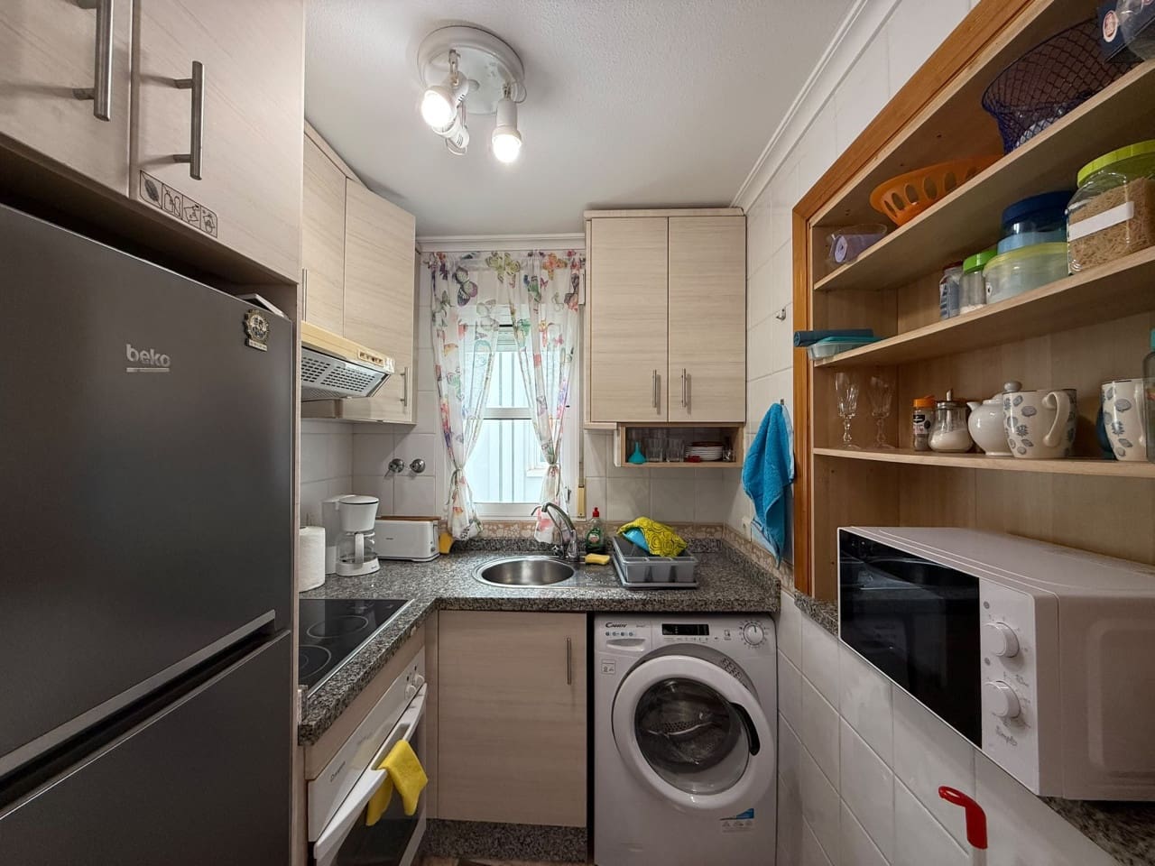 2 soverom Leilighet til salgs i Torrevieja - € 179 900 (Ref: 9954596)