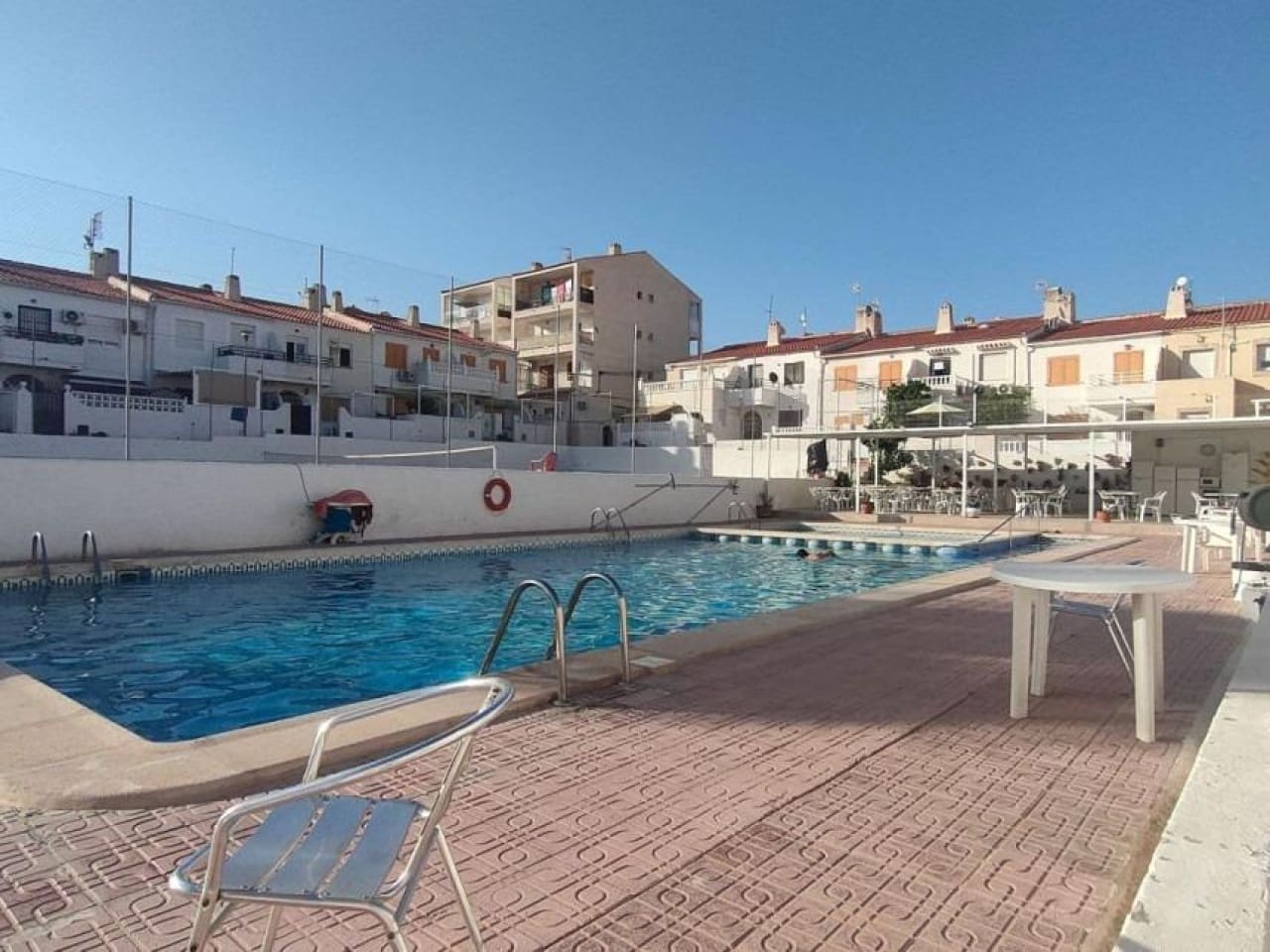 2 bedroom Townhouse for sale in Torrevieja with pool - € 229,900 (Ref: 9958398)