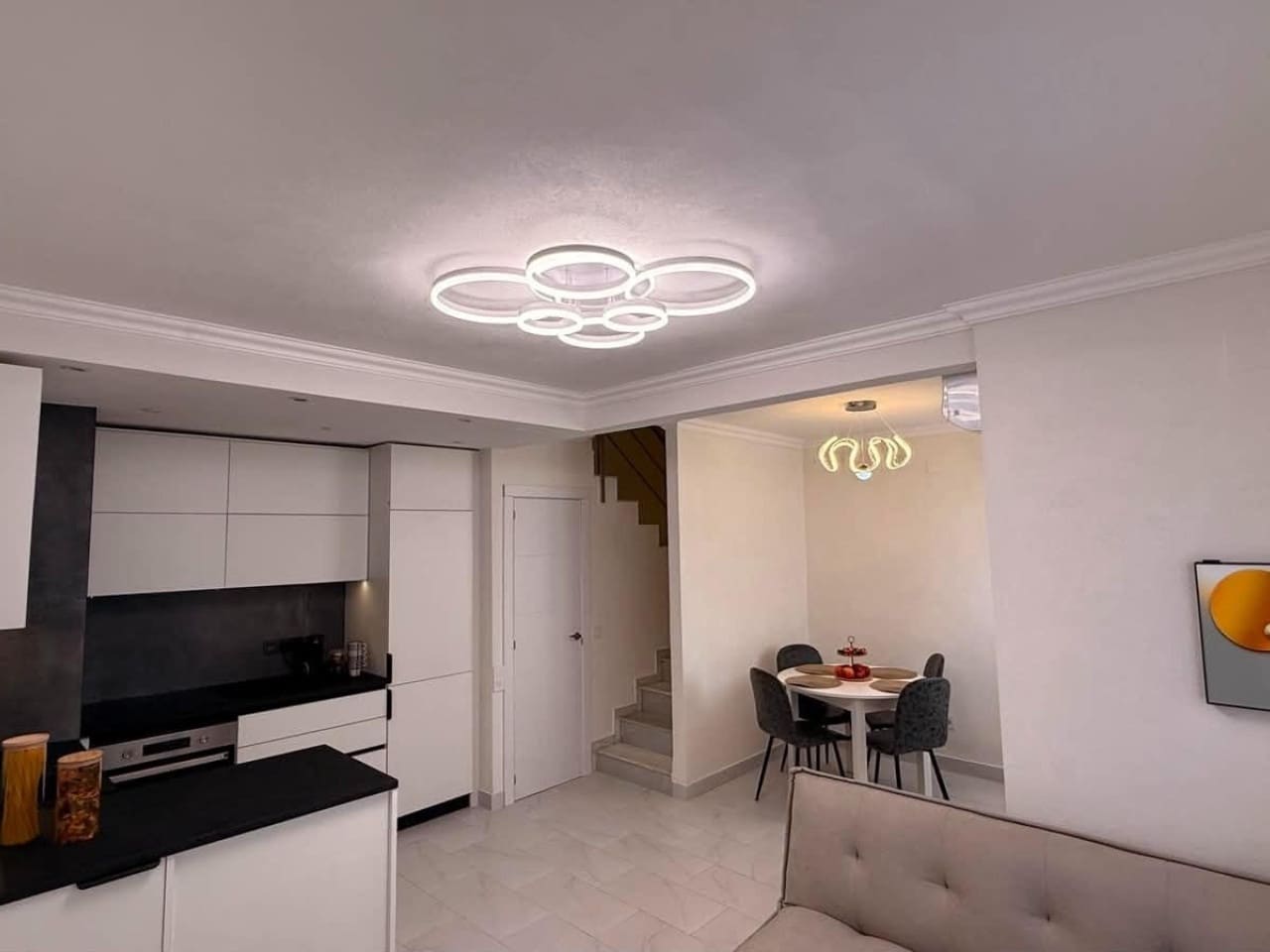 3 soverom Hus til salgs i Torrevieja med svømmebasseng - € 259 900 (Ref: 9958399)