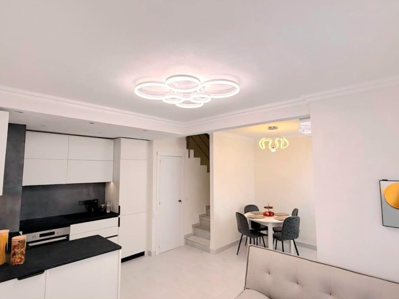 3 bedroom Townhouse for sale in Torrevieja with pool - € 259,900 (Ref: 9958399)