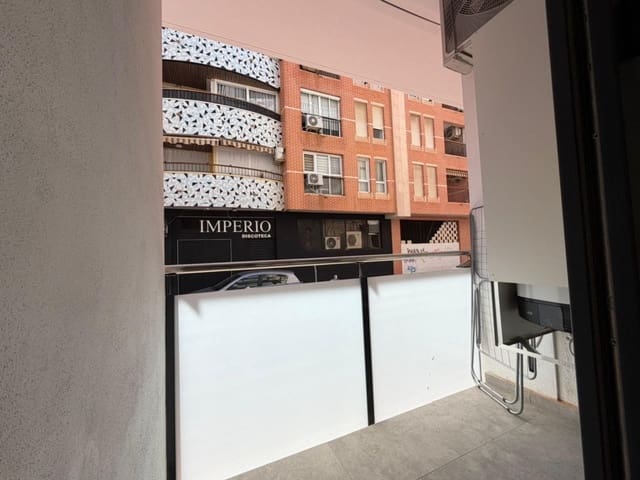 Leilighet til salgs i Playa del Cura, Torrevieja - € 115 900 (Ref: 9958400)
